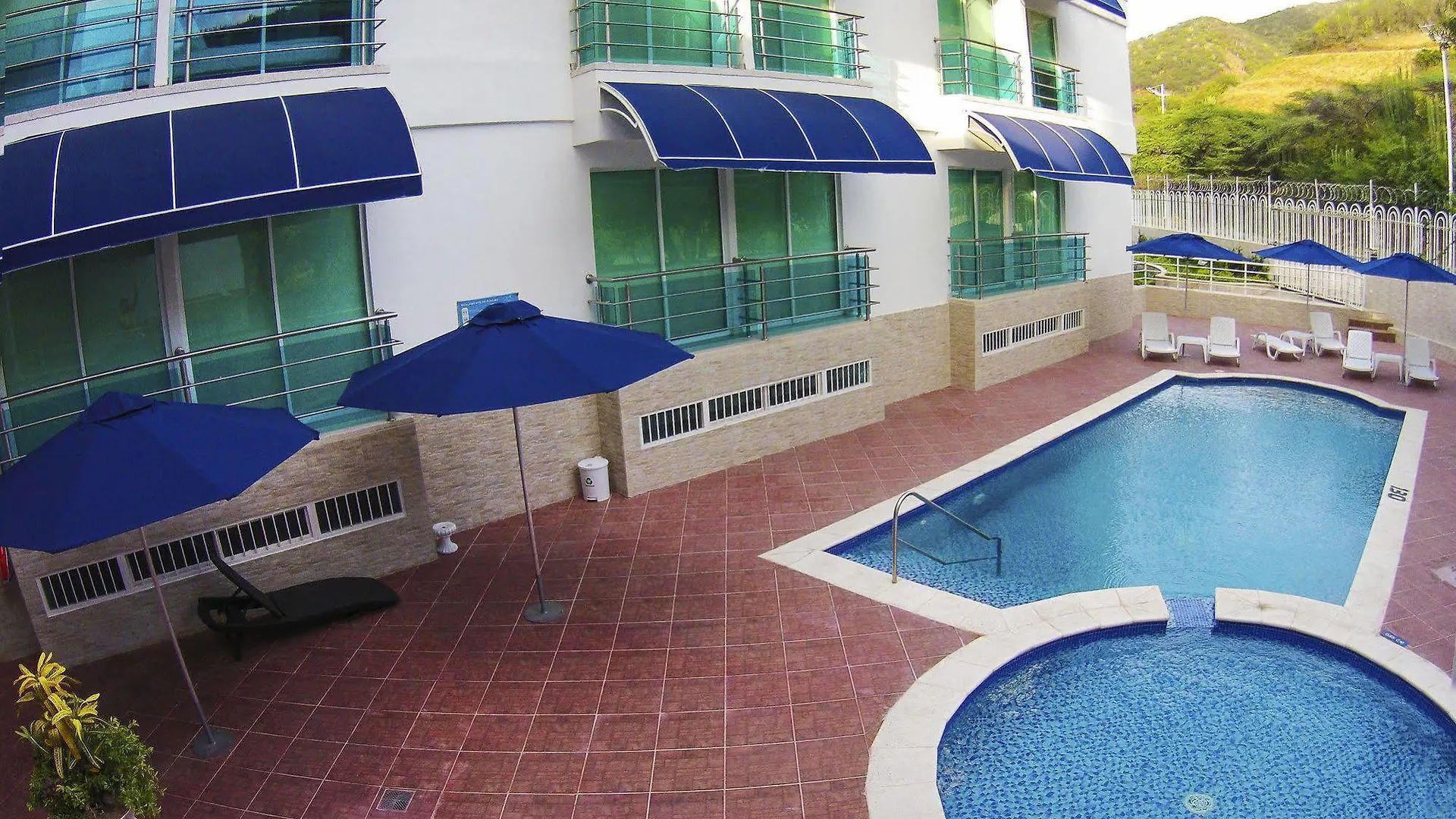 Hotel Aquarella Del Mar Santa Marta